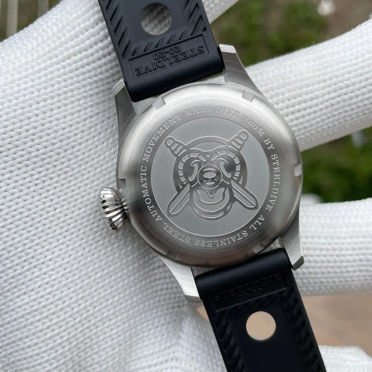 Steeldive SD1906 Carved Coin Bezel NH35 Automatic Watch - Image 8