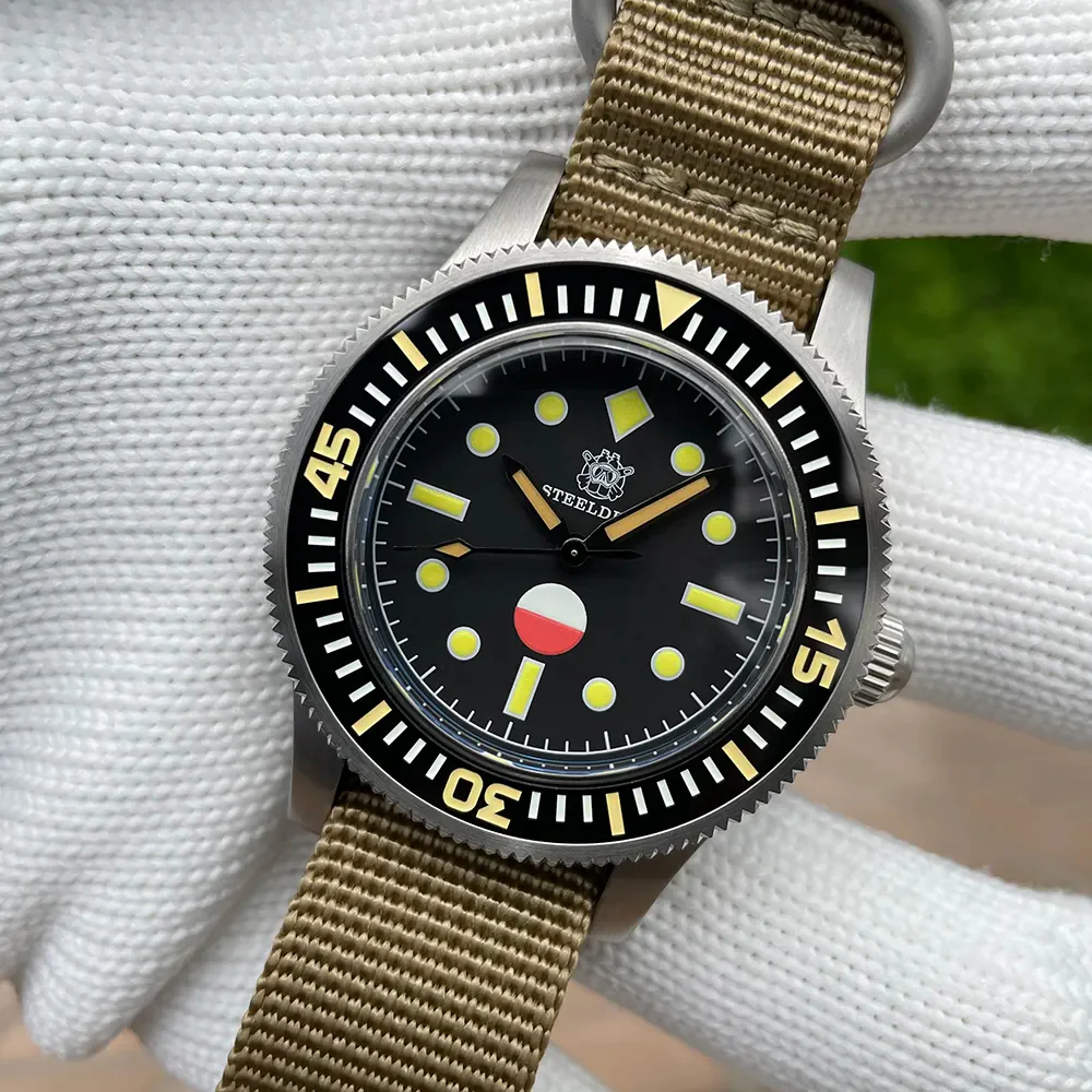 Steeldive SD1952T 50-Fathoms Automatic Watch - Image 15