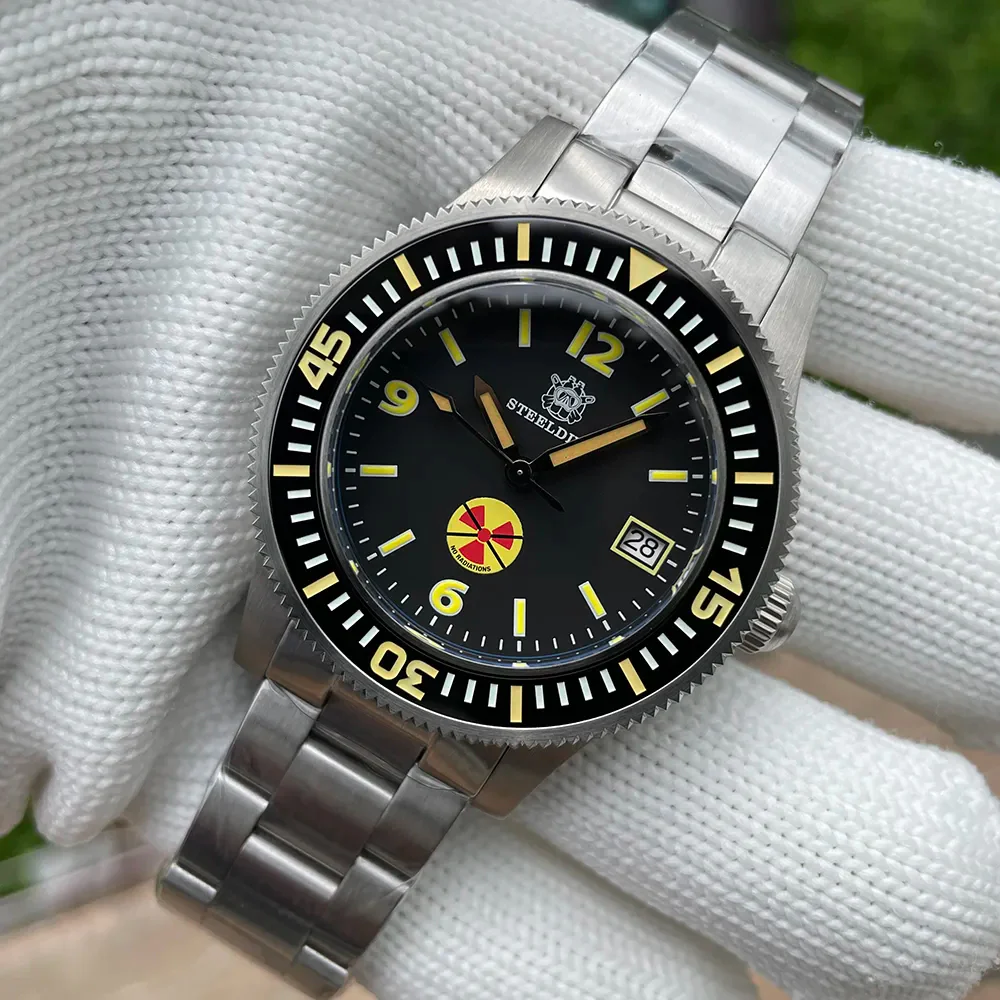 Steeldive SD1952T 50-Fathoms Automatic Watch - Image 4