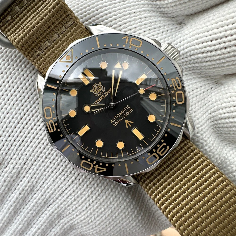 Steeldive SD1957 Vintage Sea Ghost Watch - Image 4