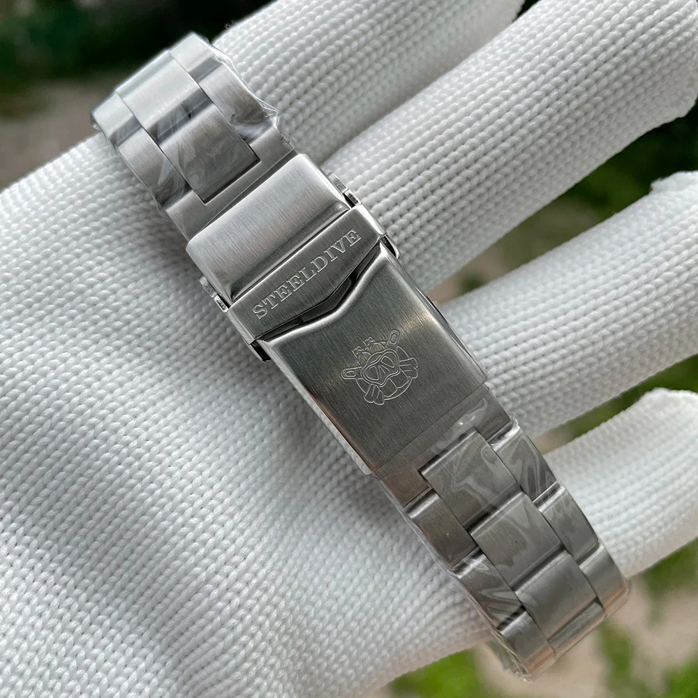 Steeldive SD1992 NH34 GMT Automatic Watch - Image 21